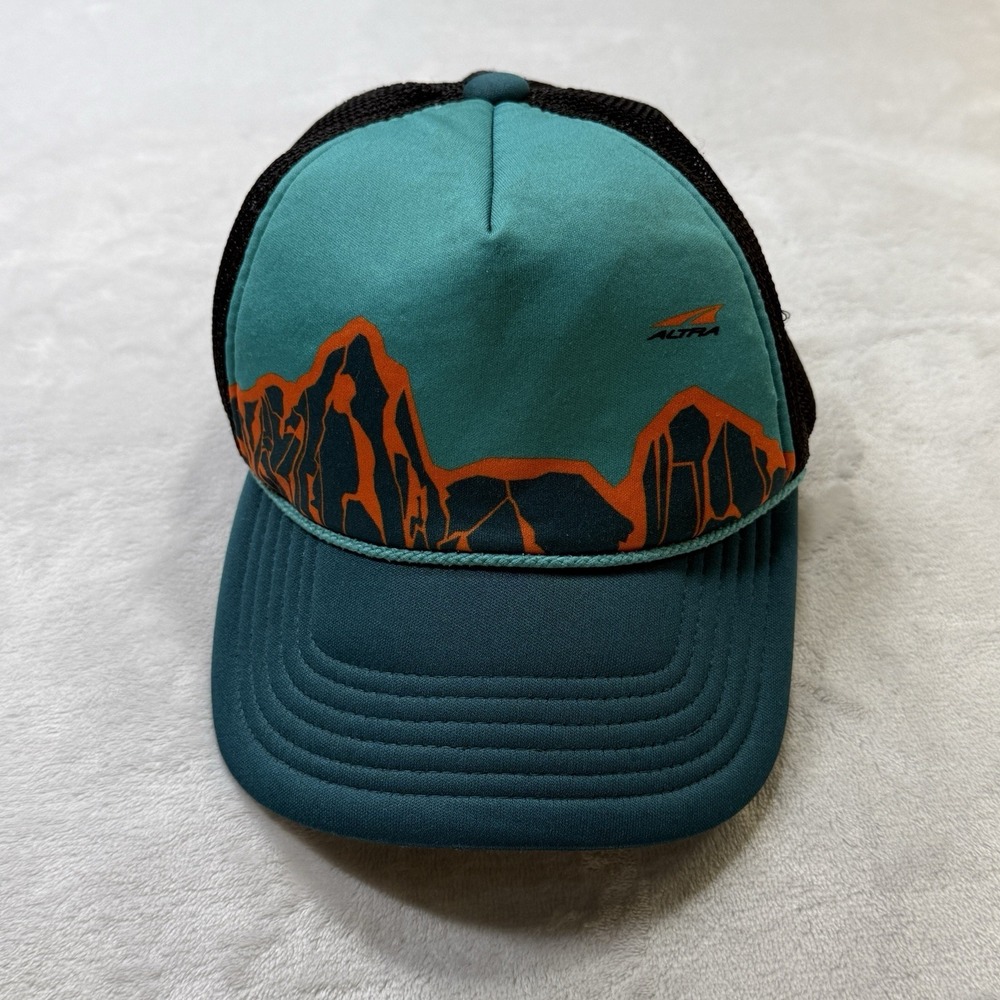 Altra Trail Running Trucker Hat Teal Mountain Graphic Mesh Snapback Cap‎